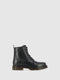 Botins com Atacadores em Preto